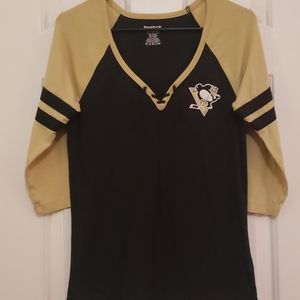 Womens Penguins Top